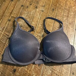 Victoria’s Secret 32D t-shirt push-up full coverage shimmery bra